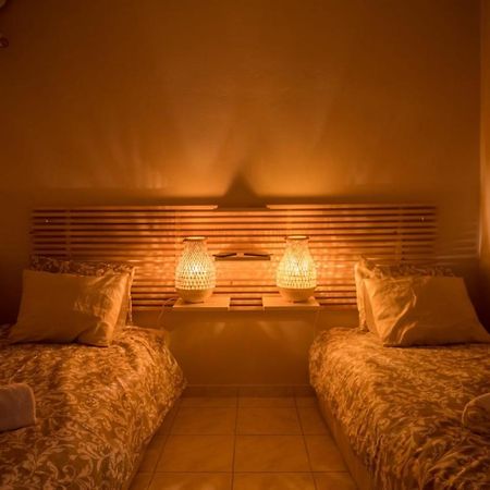 It Is A Pleasant, Modern, Functional House! Apartment Пирея Екстериор снимка