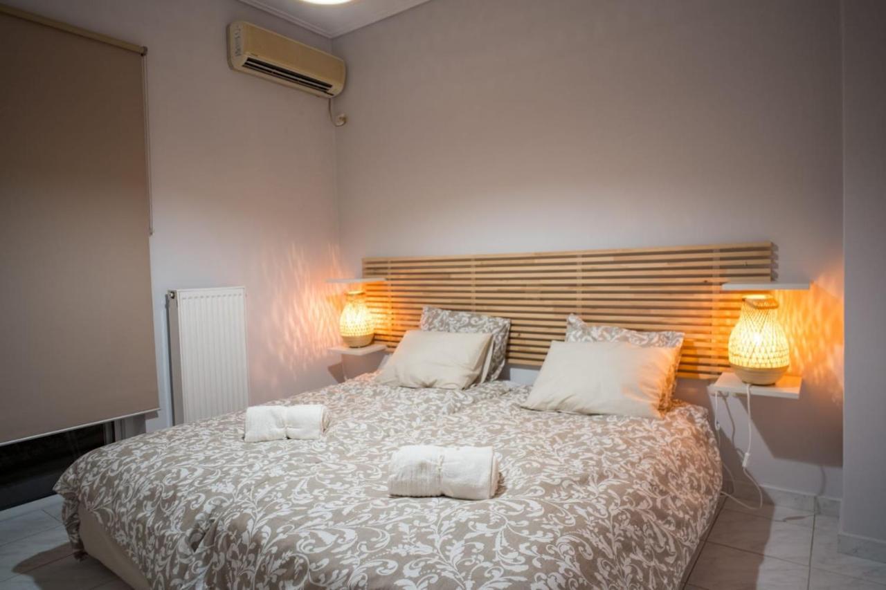 It Is A Pleasant, Modern, Functional House! Apartment Пирея Екстериор снимка
