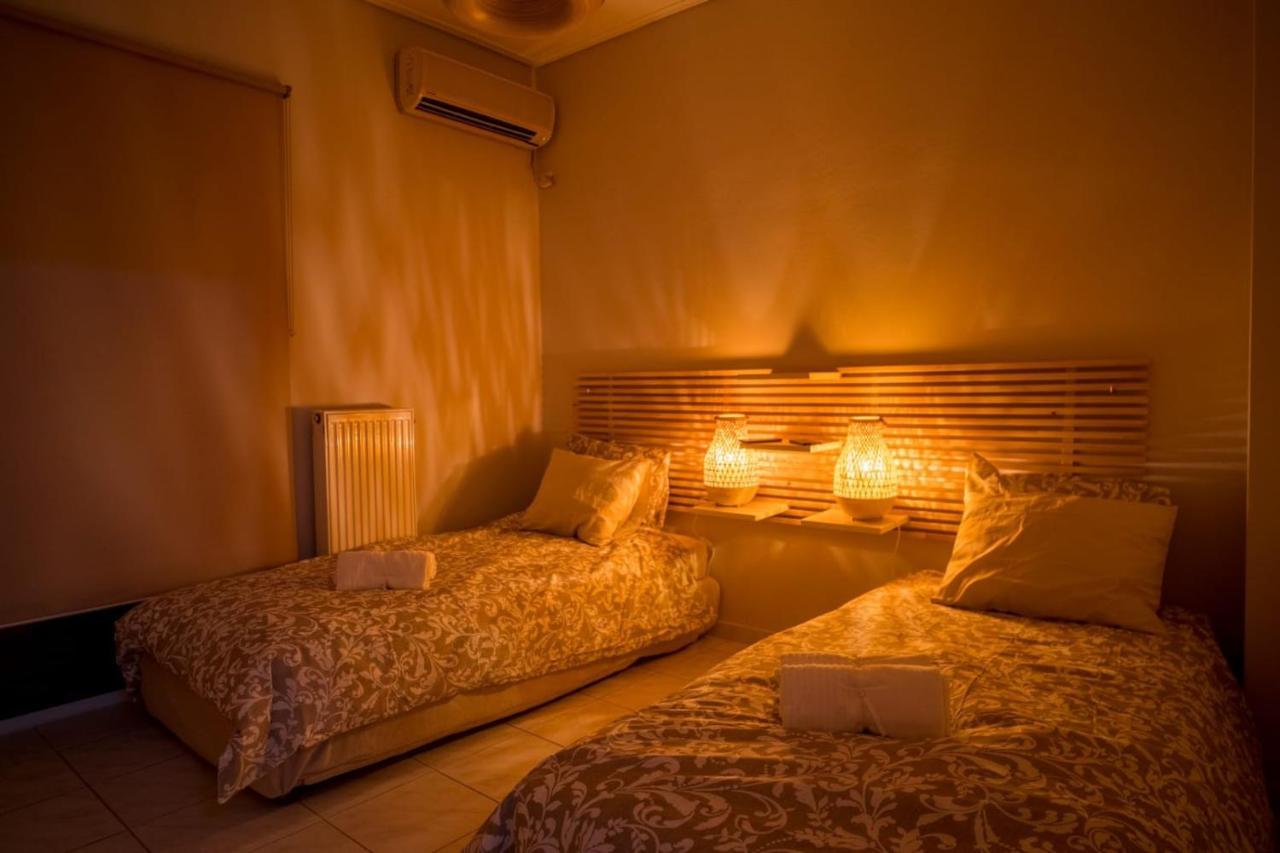 It Is A Pleasant, Modern, Functional House! Apartment Пирея Екстериор снимка