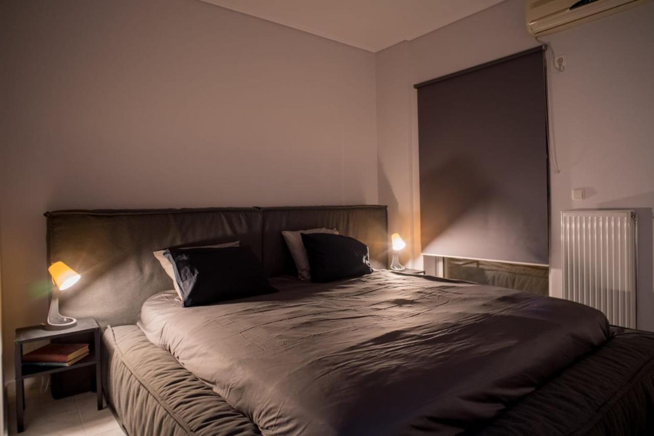 It Is A Pleasant, Modern, Functional House! Apartment Пирея Екстериор снимка