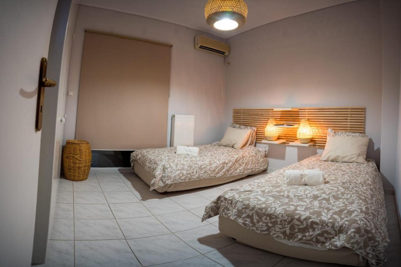It Is A Pleasant, Modern, Functional House! Apartment Пирея Екстериор снимка